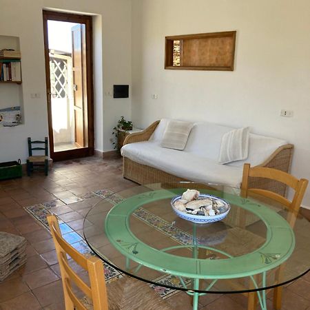 Appartamento Vista Mare - Amazing Sea View Apartment Стинтино Экстерьер фото
