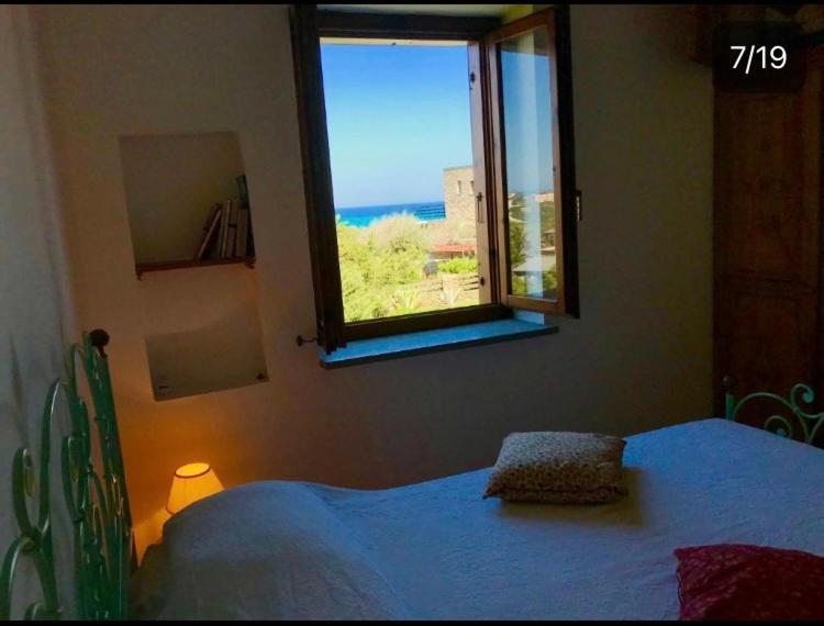Appartamento Vista Mare - Amazing Sea View Apartment Стинтино Экстерьер фото
